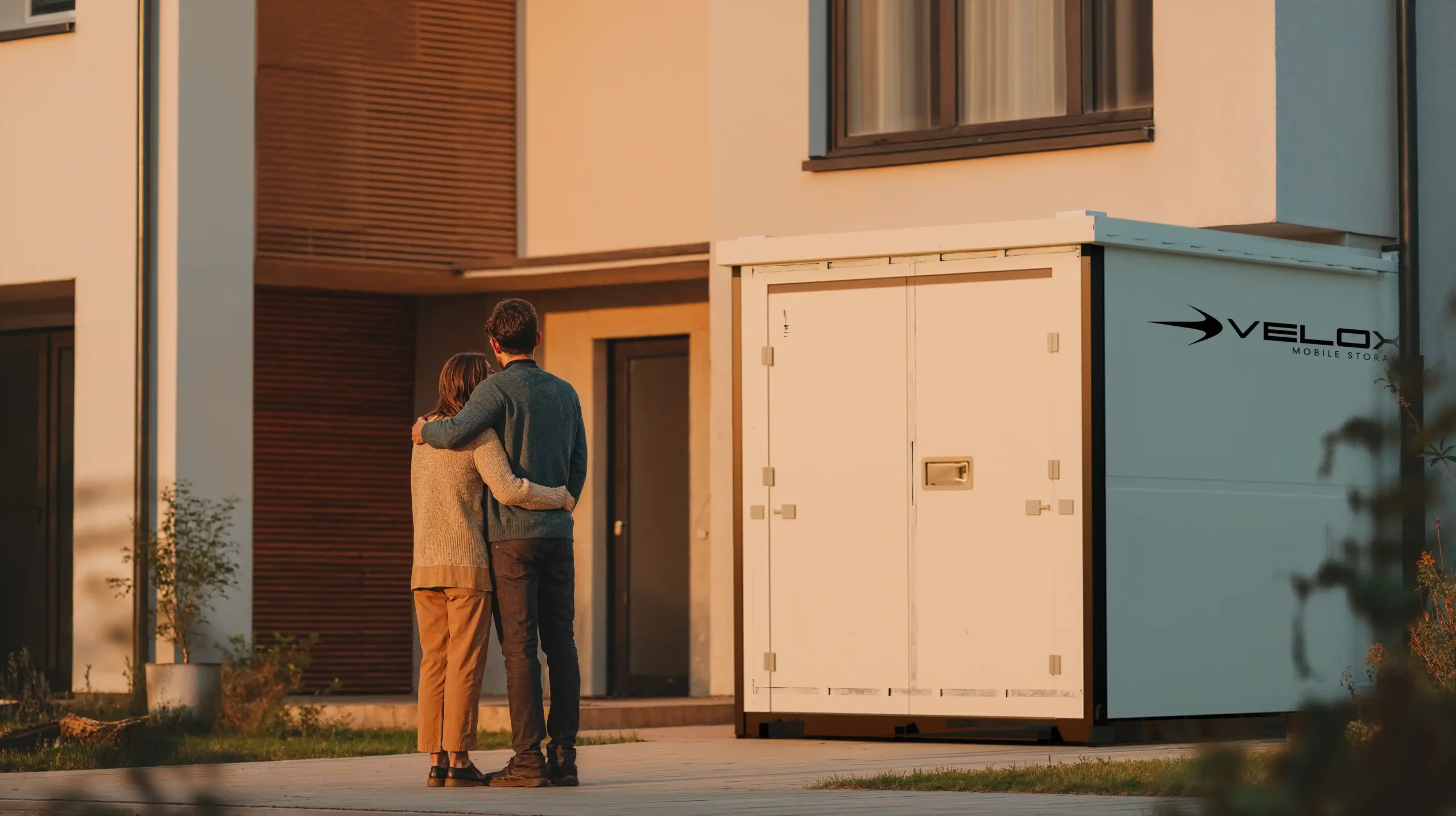 couple accessing their velox container on their own time
